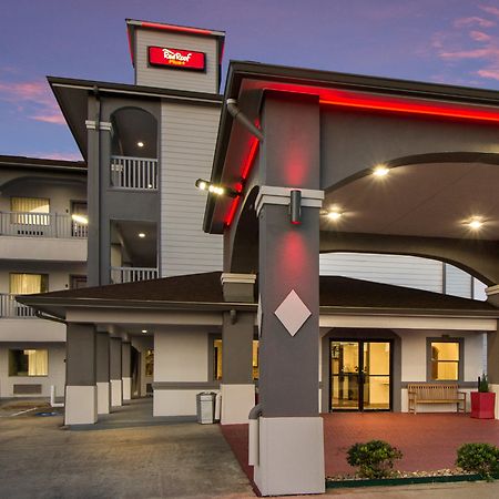 Red Roof Inn Plus + Galveston - Beachfront Bagian luar foto